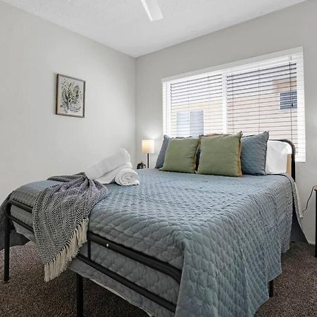 6Th Haven, Arcade, King Bed, Games, 1 Mile To Beaches Long Beach Exterior foto